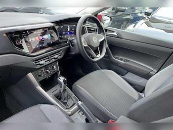 Used Volkswagen Polo 2023 for sale - 77156193: Photo