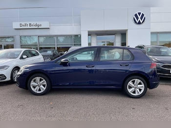 Used Volkswagen Golf 2023 for sale - 76538239: Photo