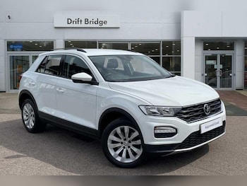 Used Volkswagen T-Roc 2018 for sale - 75459414: Photo