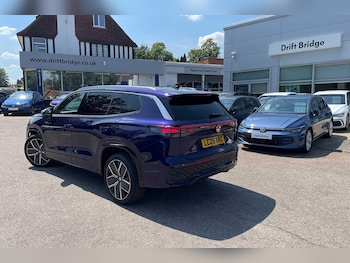 Used Volkswagen Touran 2026 for sale - 79121750: Photo