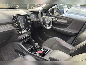 Used Volvo XC40 2020 for sale - 76839398: Photo