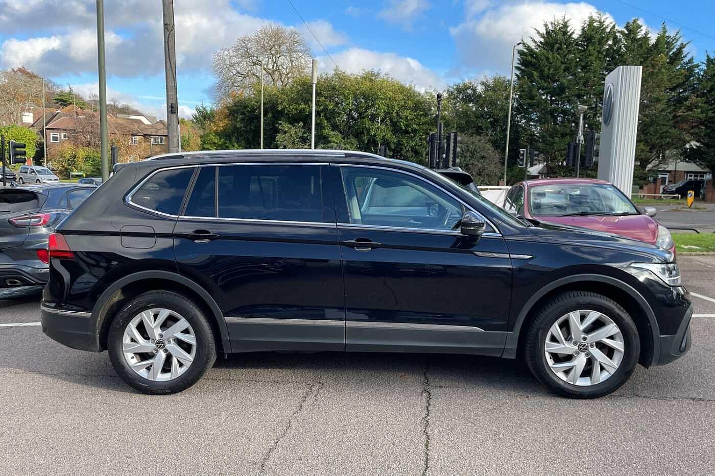 Used Volkswagen Tiguan Allspace 2023 for sale - 77550292: Photo 20