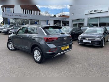 Used Volkswagen T-Roc 2022 for sale - 78100480: Photo