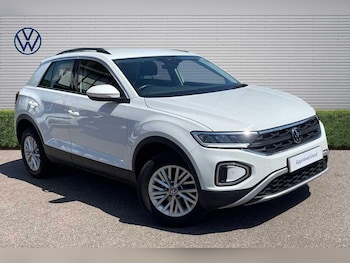 Used Volkswagen T-Roc 2023 for sale - 78728691: Photo