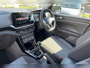Used Volkswagen T-Cross 2025 for sale - 78947128: Photo