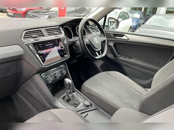 Used Volkswagen Tiguan 2018 for sale - 76458048: Photo