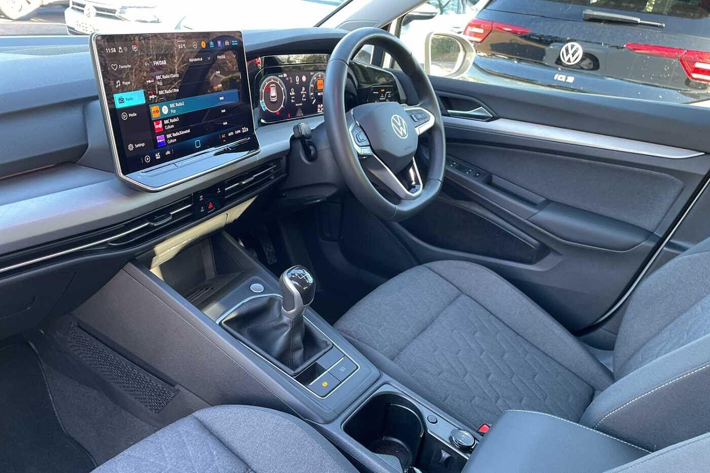 Used Volkswagen Golf 2025 for sale - 76742815: Photo 2