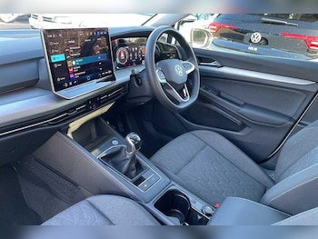 Used Volkswagen Golf 2025 for sale - 76742815: Photo