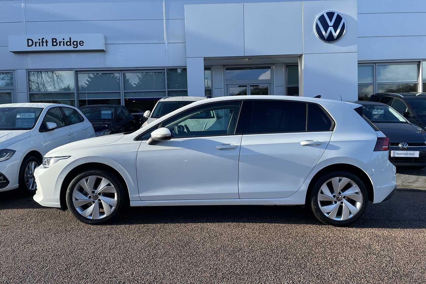 Used Volkswagen Golf 2025 for sale - 76742815: Photo 4