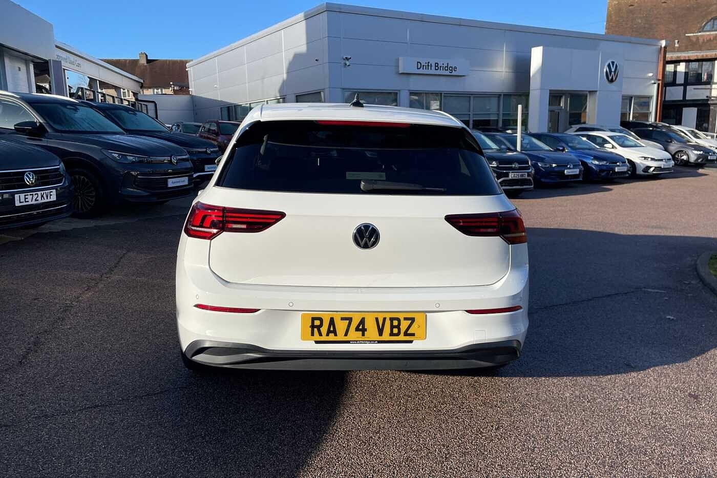 Used Volkswagen Golf 2025 for sale - 76742815: Photo 9