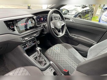 Used Volkswagen Polo 2024 for sale - 78100970: Photo