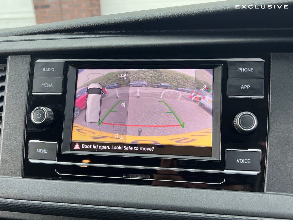 Used Volkswagen Transporter 2024 for sale - 76462137: Photo 31