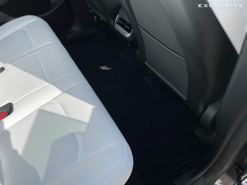 Used Tesla Model Y 2025 for sale - 76946315: Photo 19