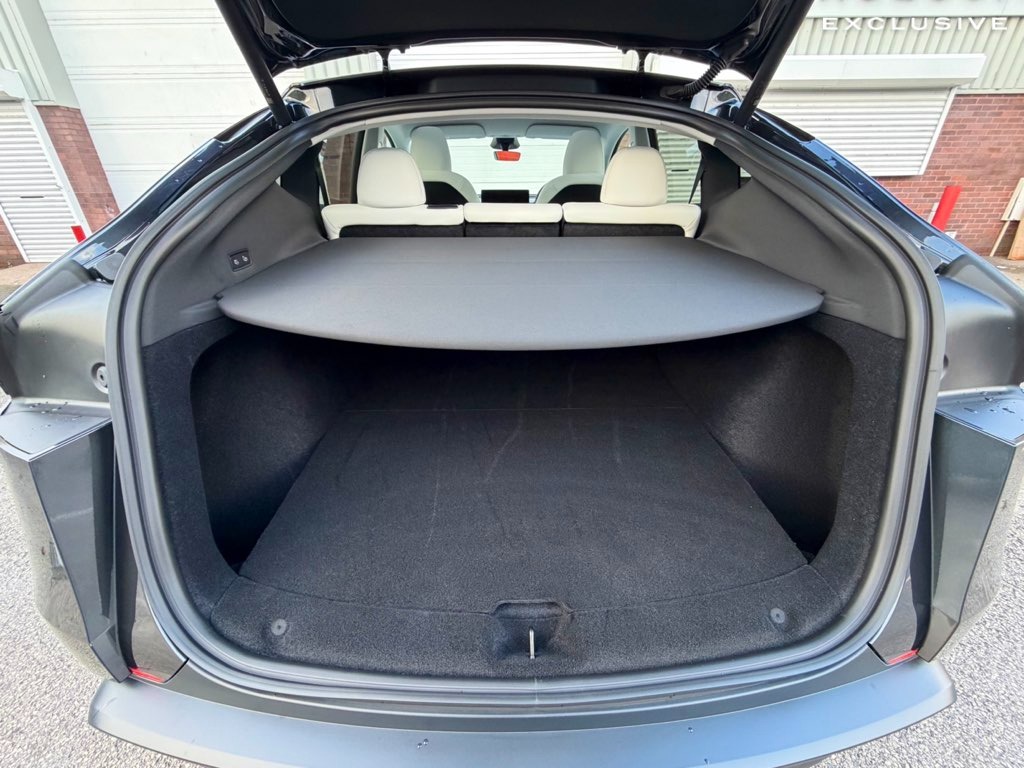 Used Tesla Model Y 2025 for sale - 77210705: Photo 44