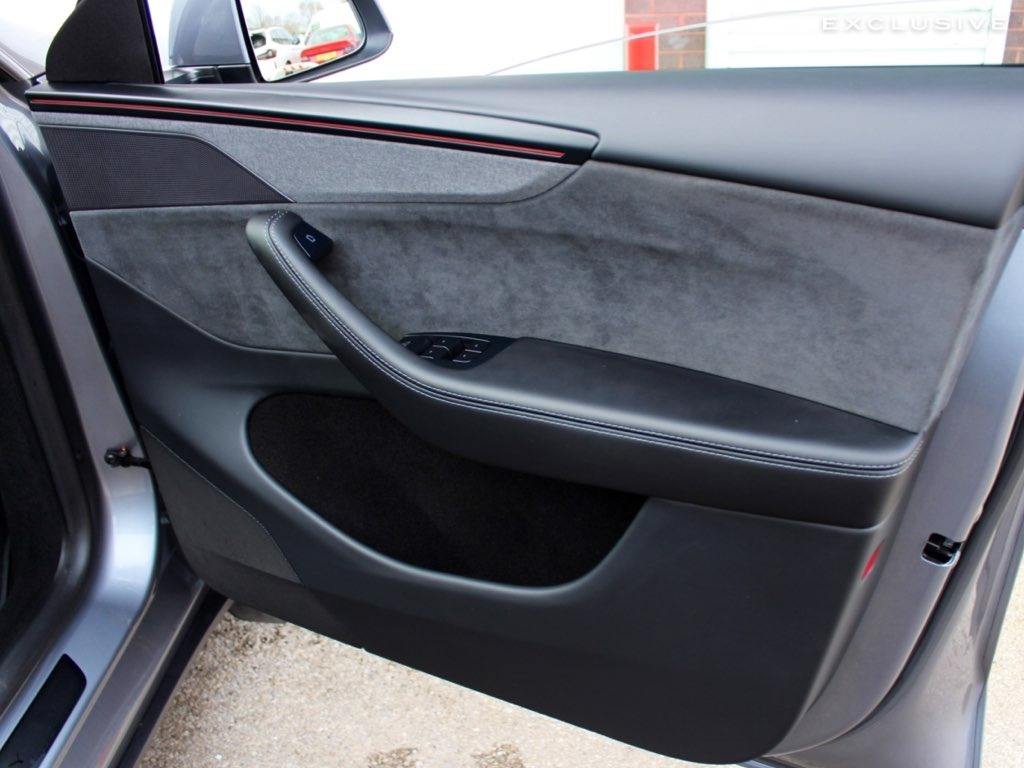 Used Tesla Model Y 2025 for sale - 77730847: Photo 48