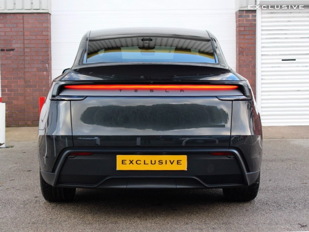 Used Tesla Model Y 2025 for sale - 77763252: Photo 18