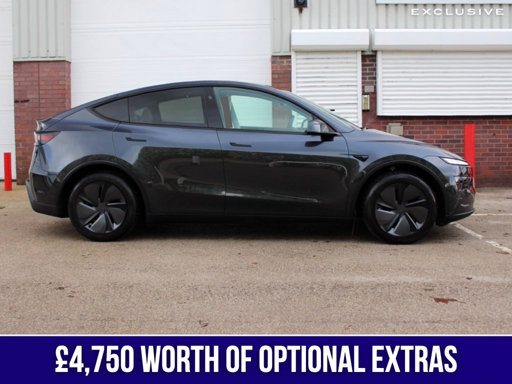 Used Tesla Model Y 2025 for sale - 77763252: Photo 2