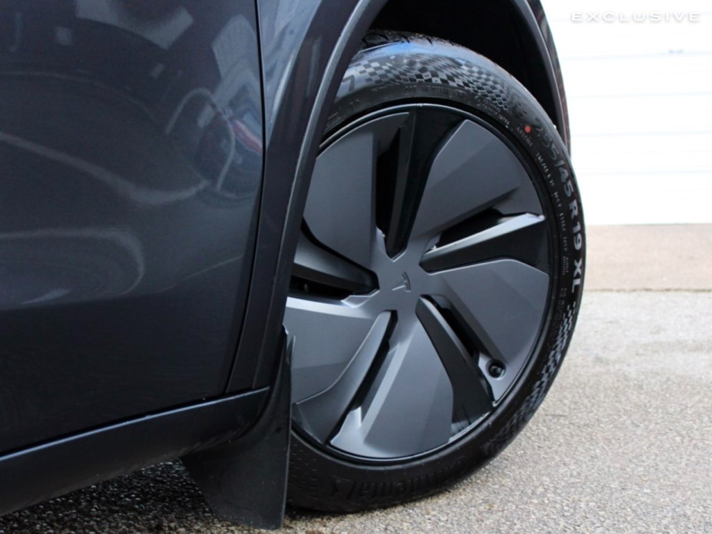 Used Tesla Model Y 2025 for sale - 77763252: Photo 24