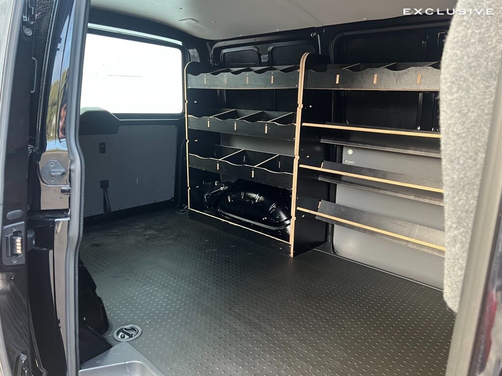 Used Volkswagen Transporter 2023 for sale - 76685061: Photo 34