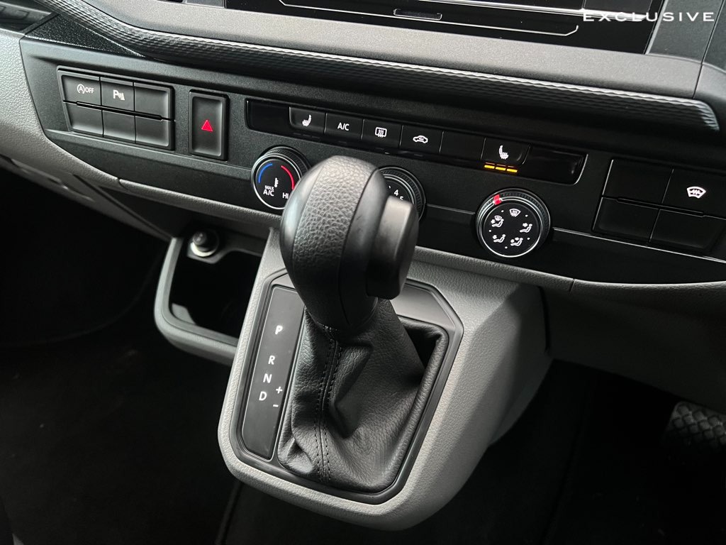 Used Volkswagen Transporter 2023 for sale - 76685061: Photo 38