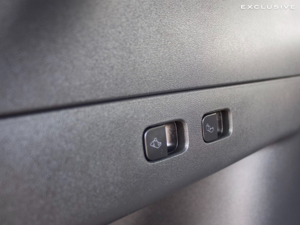 Used Tesla Model Y 2024 for sale - 76766603: Photo 24