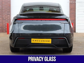 Used Tesla Model Y 2025 for sale - 78555406: Photo