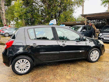 Used Renault Clio 2011 for sale - 75918939: Photo