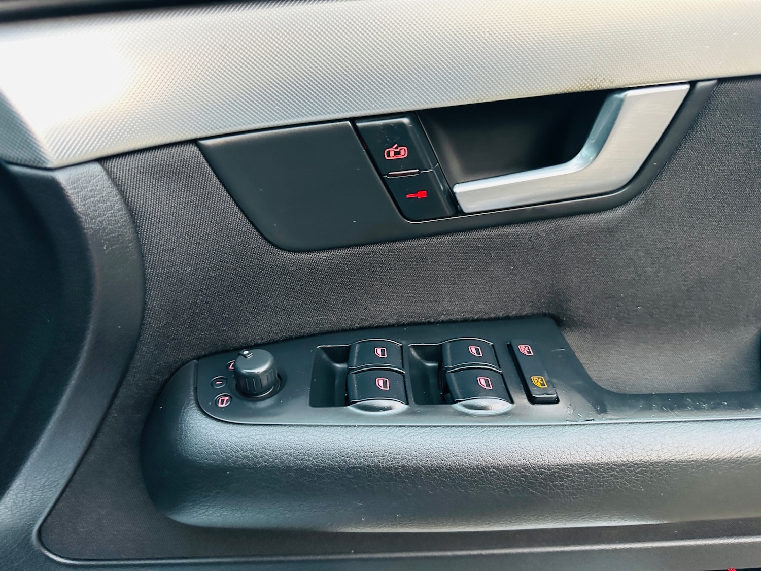 Used Audi A4 2006 for sale - 76441805: Photo 18