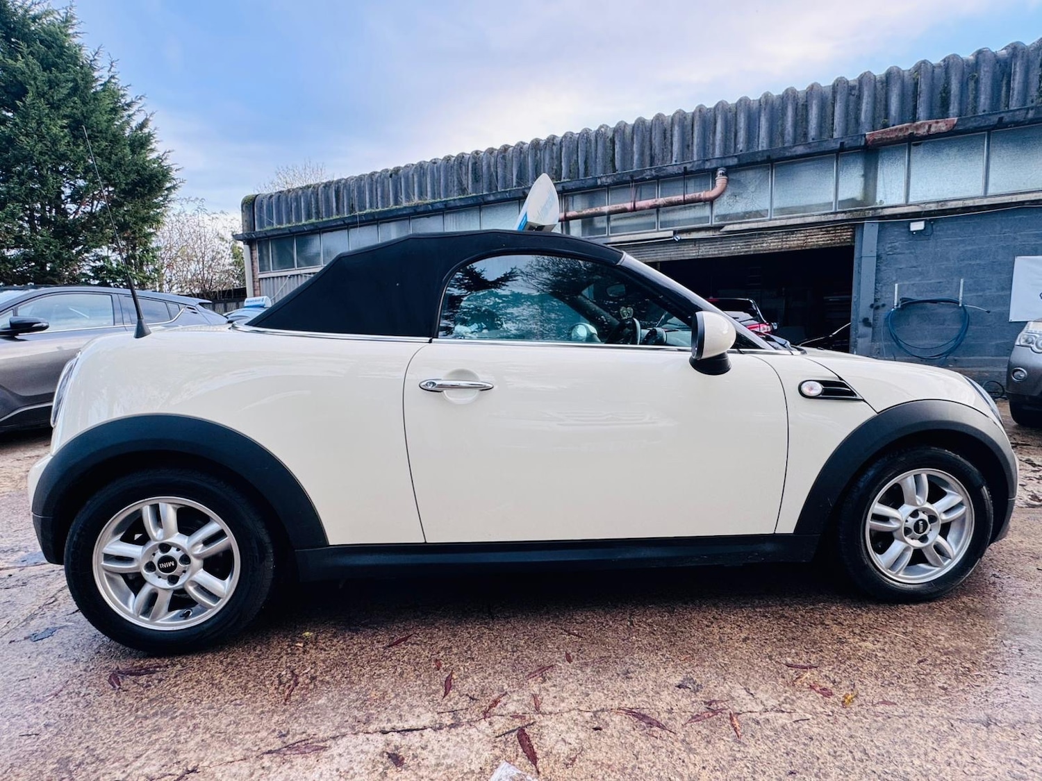 Used MINI Roadster 2013 for sale - 76547963: Photo 6