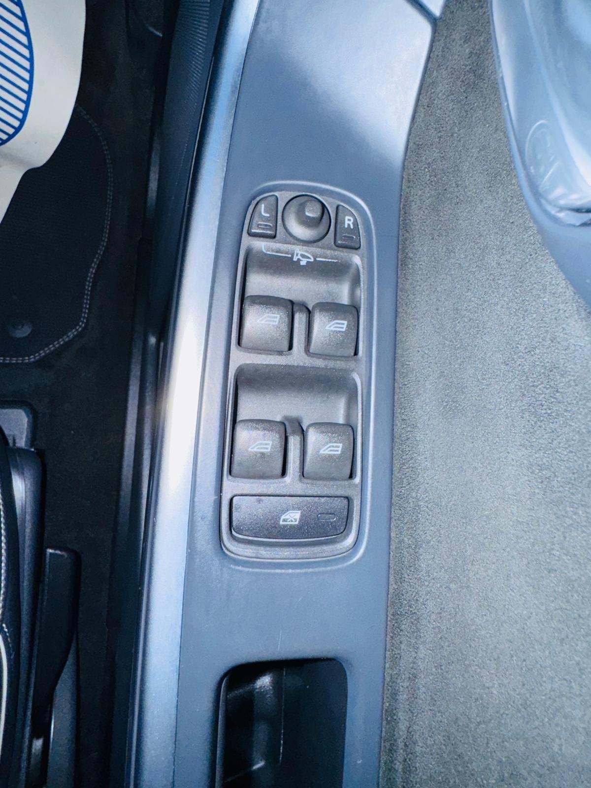 Used Volvo XC60 2014 for sale - 76202369: Photo 17