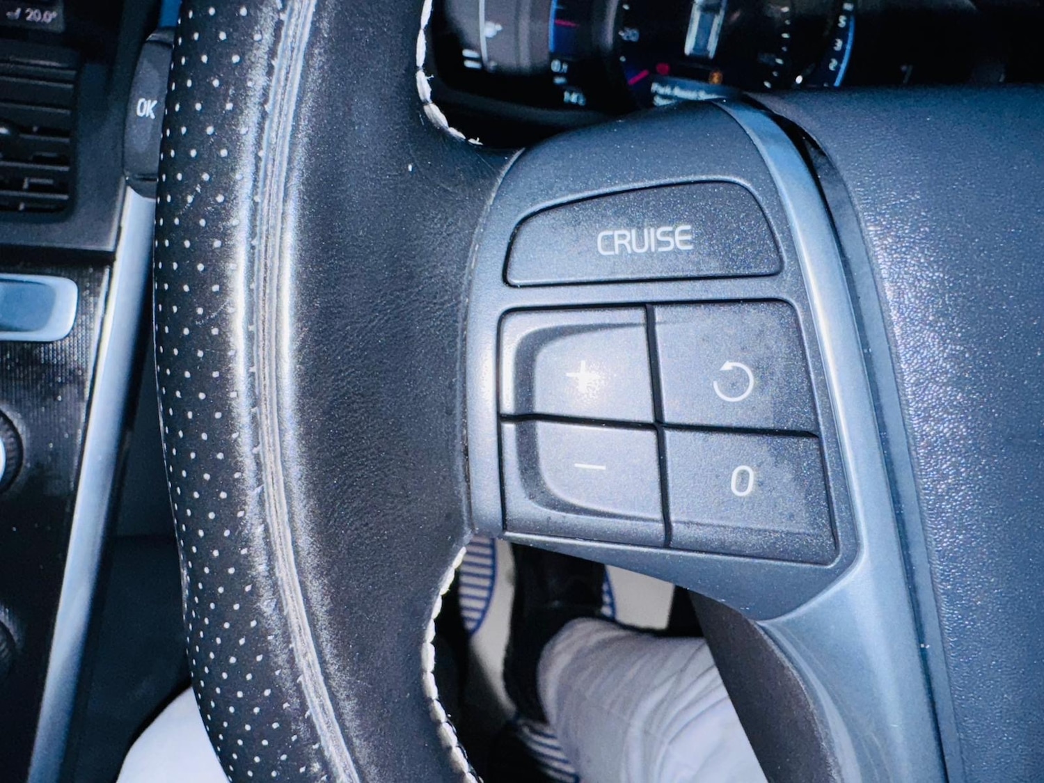 Used Volvo XC60 2014 for sale - 76202369: Photo 18