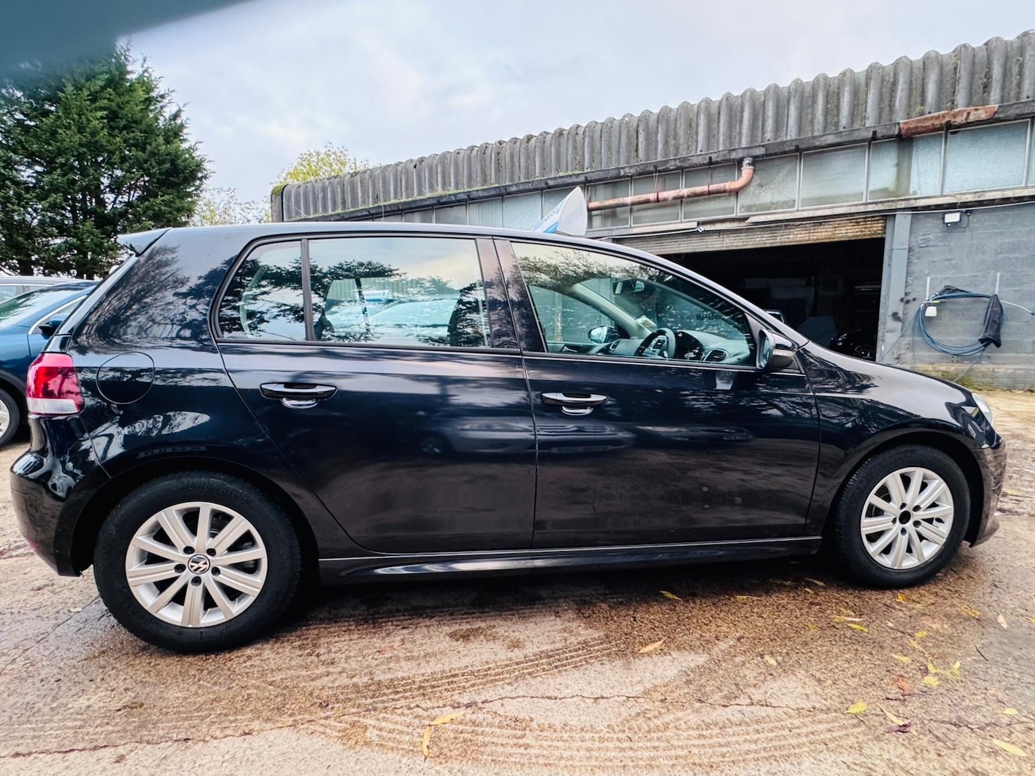 Used Volkswagen Golf 2012 for sale - 76453127: Photo 5