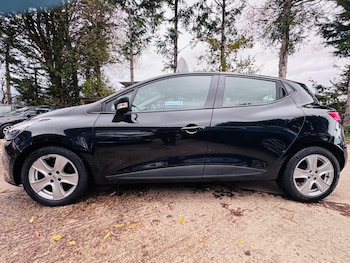 Used Renault Clio 2014 for sale - 76438217: Photo