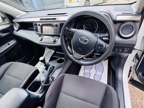 Used Toyota RAV4 2013 for sale - 76299036: Photo 10
