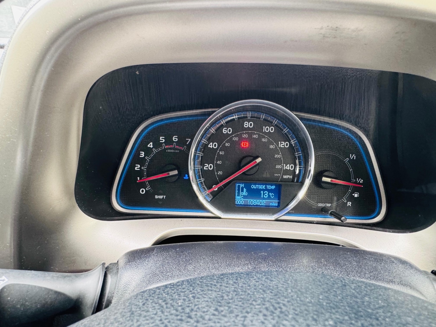 Used Toyota RAV4 2013 for sale - 76299036: Photo 15