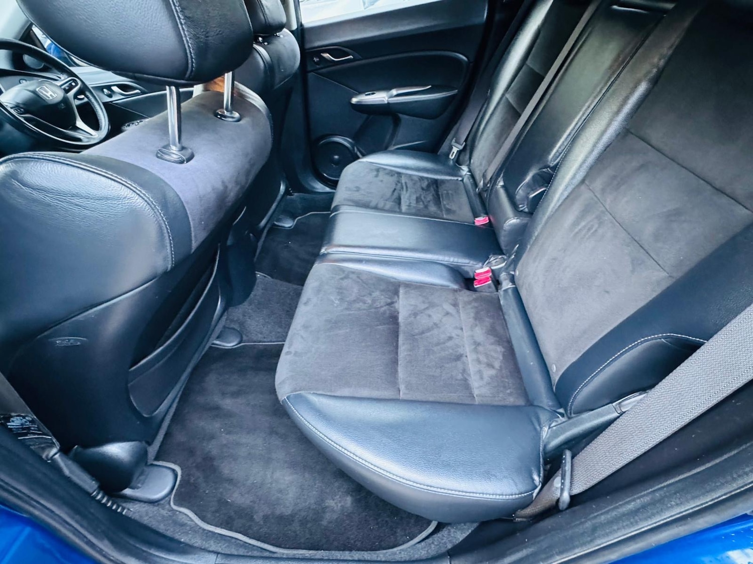 Used Honda Civic 2011 for sale - 76453140: Photo 10