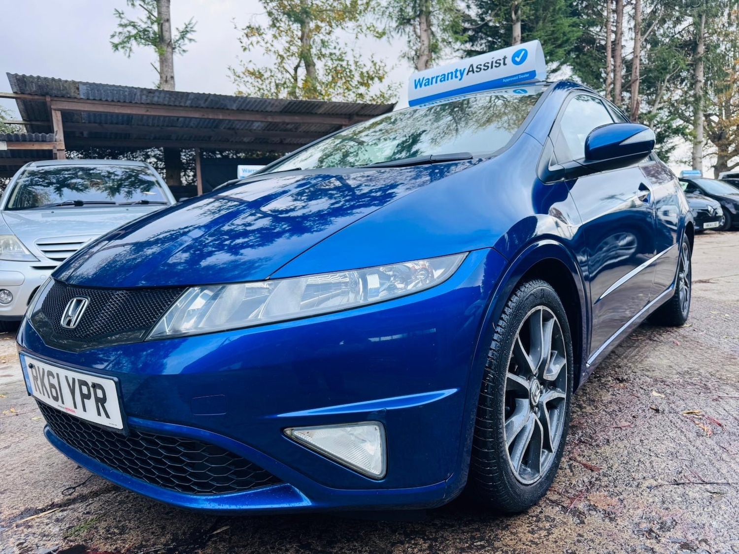 Used Honda Civic 2011 for sale - 76453140: Photo 2