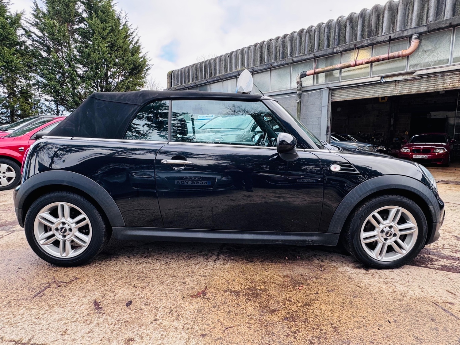 Used MINI Convertible 2012 for sale - 77312200: Photo 4