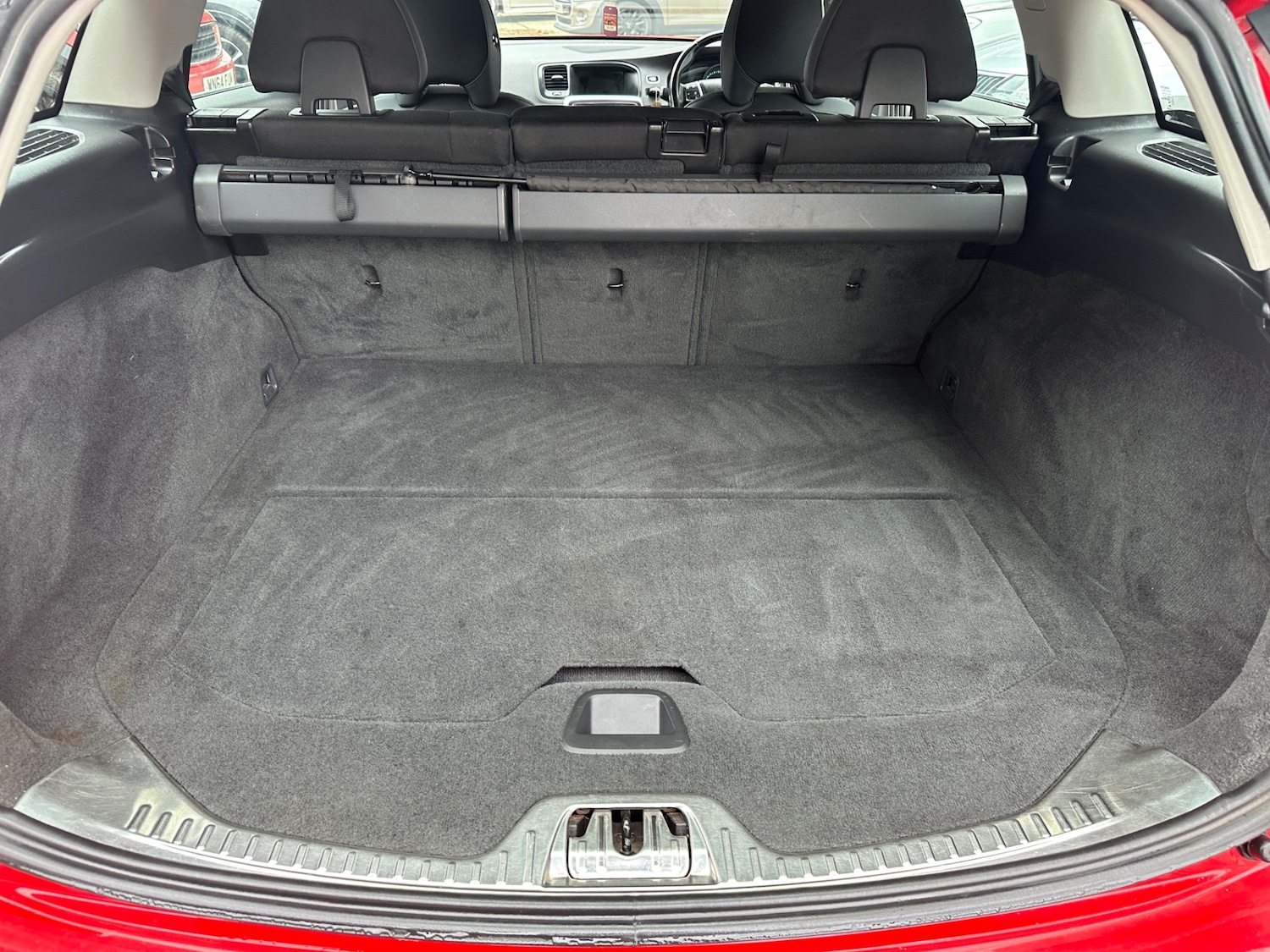 Used Volvo V60 2014 for sale - 78123221: Photo 15