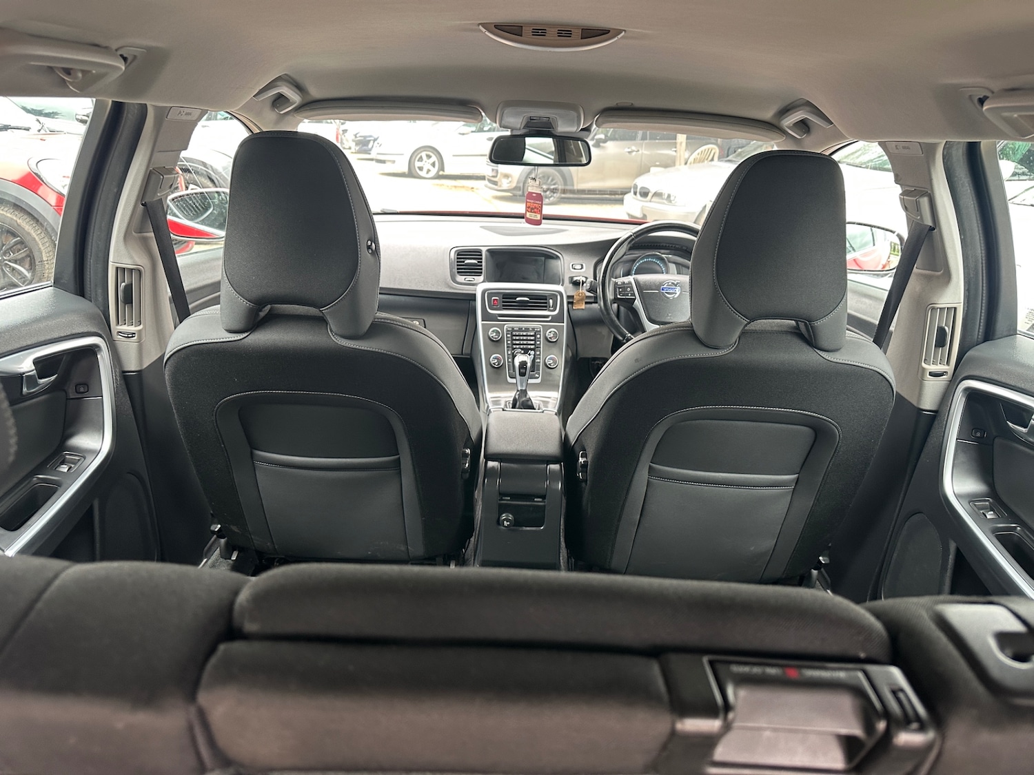 Used Volvo V60 2014 for sale - 78123221: Photo 16