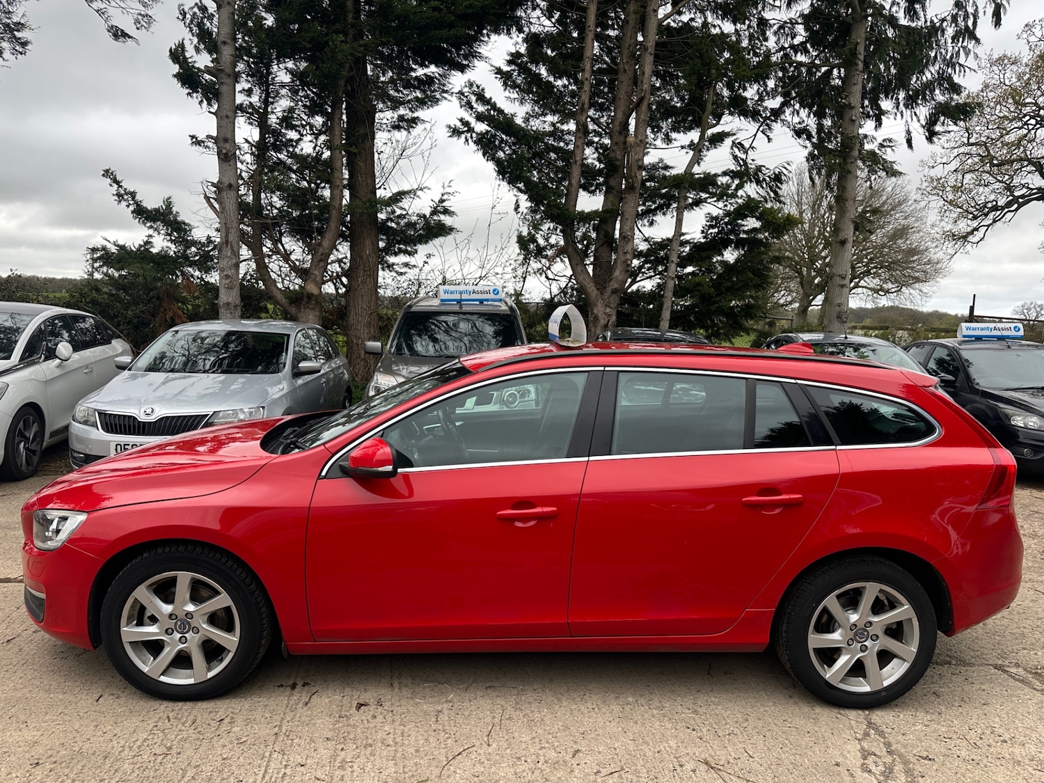 Used Volvo V60 2014 for sale - 78123221: Photo 8