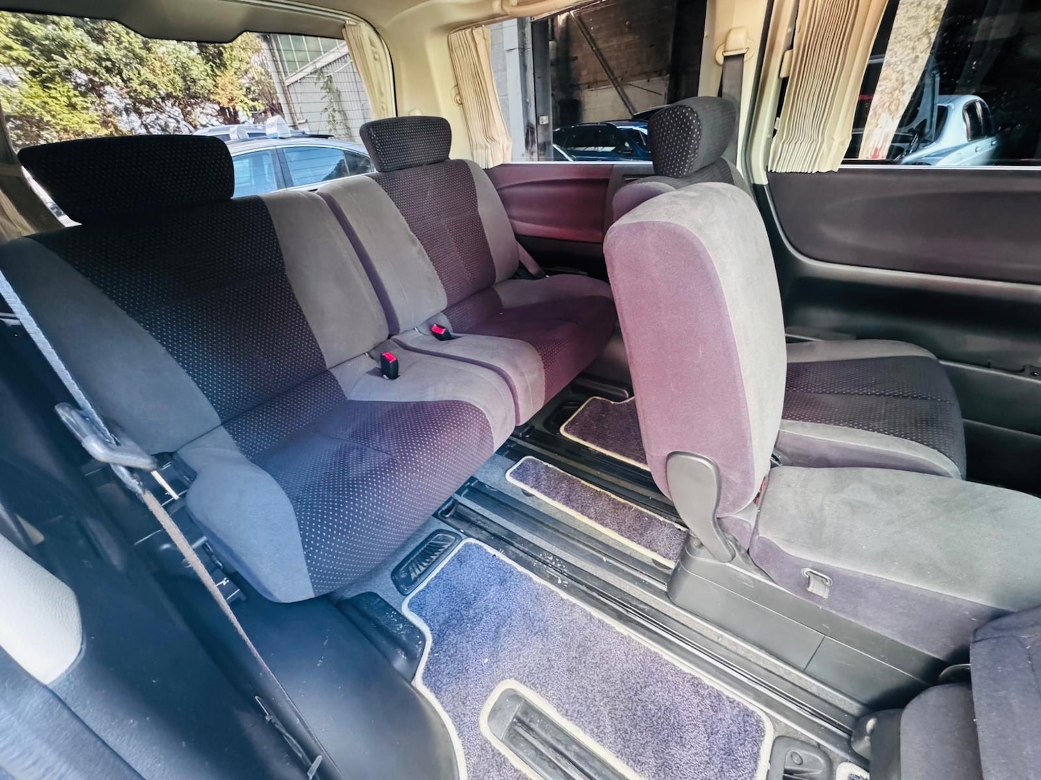 Used Nissan Elgrand 2022 for sale - 76375401: Photo 13