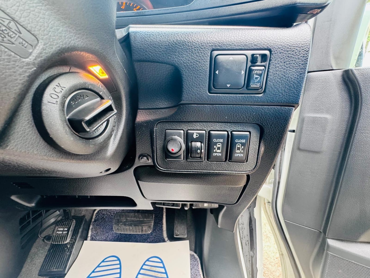 Used Nissan Elgrand 2022 for sale - 76375401: Photo 19