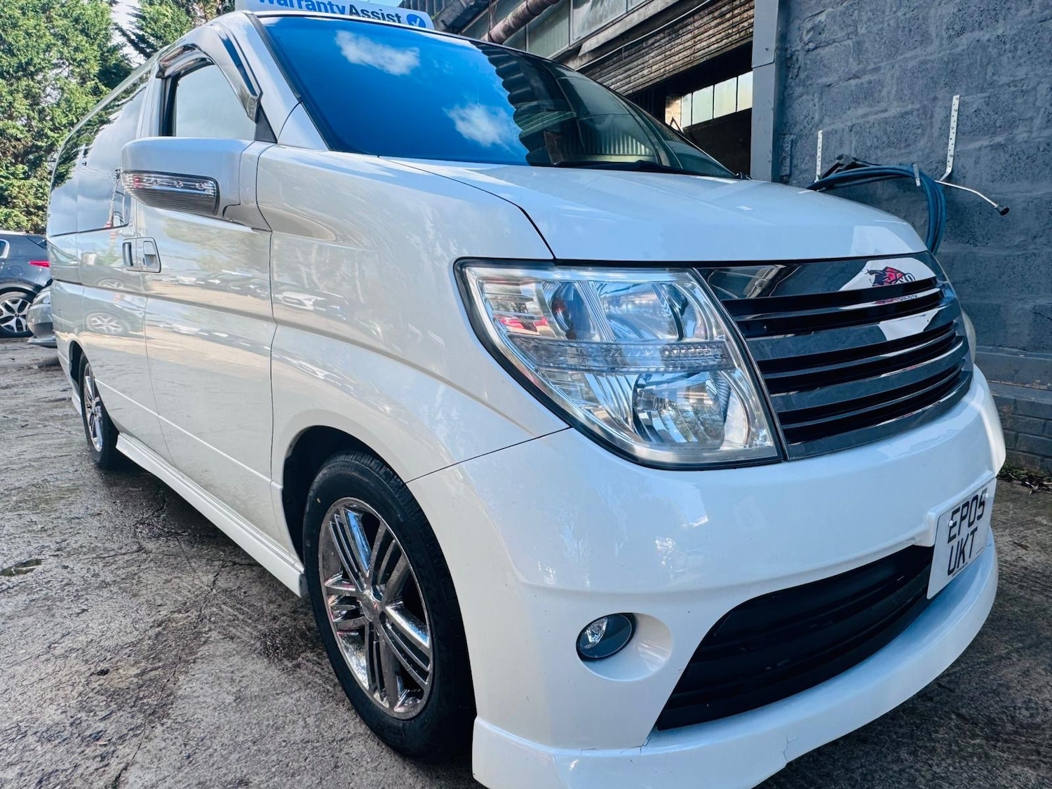 Used Nissan Elgrand 2022 for sale - 76375401: Photo 5