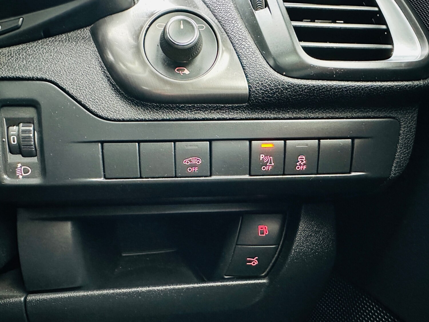 Used Citroen DS5 2015 for sale - 77562974: Photo 26