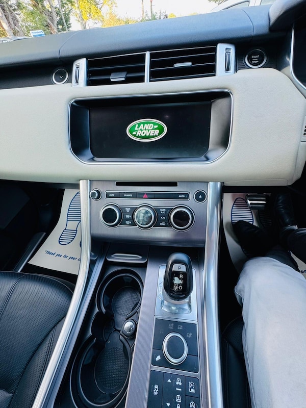 Used Land Rover Range Rover Sport 2017 for sale - 76203535: Photo 16