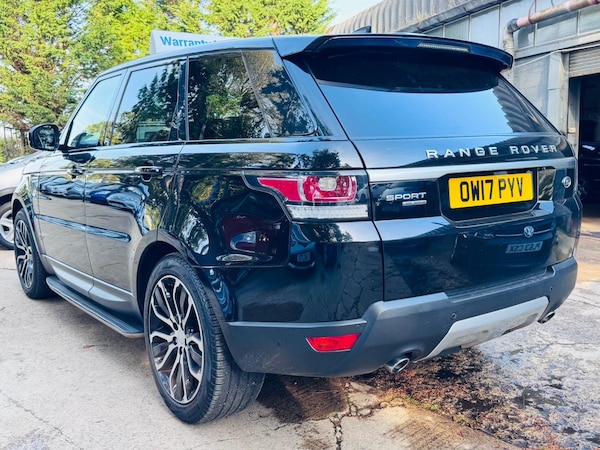 Used Land Rover Range Rover Sport 2017 for sale - 76203535: Photo 4