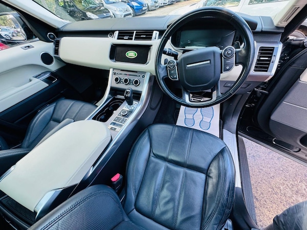 Used Land Rover Range Rover Sport 2017 for sale - 76203535: Photo 9