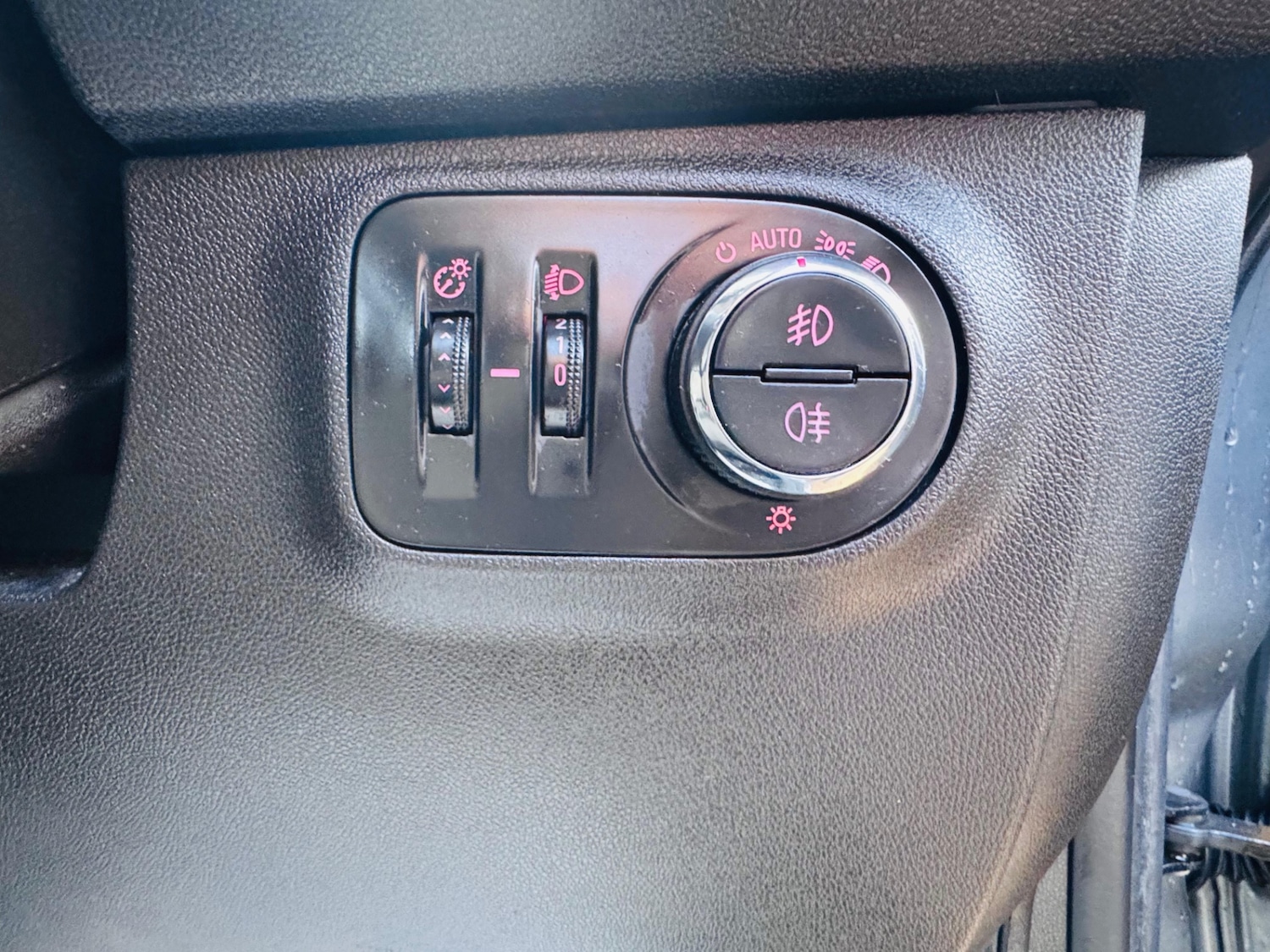 Used Vauxhall Corsa 2018 for sale - 77339807: Photo 16