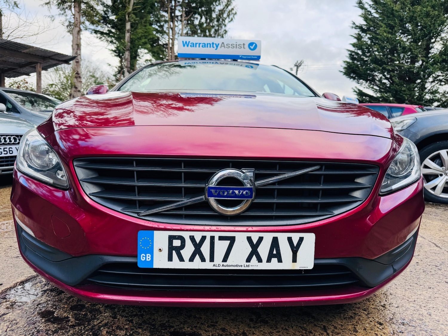 Used Volvo V60 2017 for sale - 77323389: Photo 3